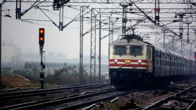 railway-to-run-six-festival-special-trains-on-raksha-bandhan-check-time-table-other-details